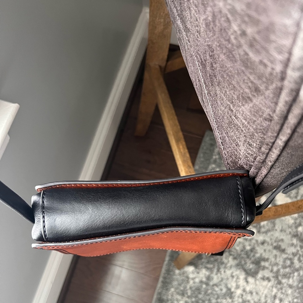 Fossil Campbell Leather Crossbody Bag - Picture 5 of 11